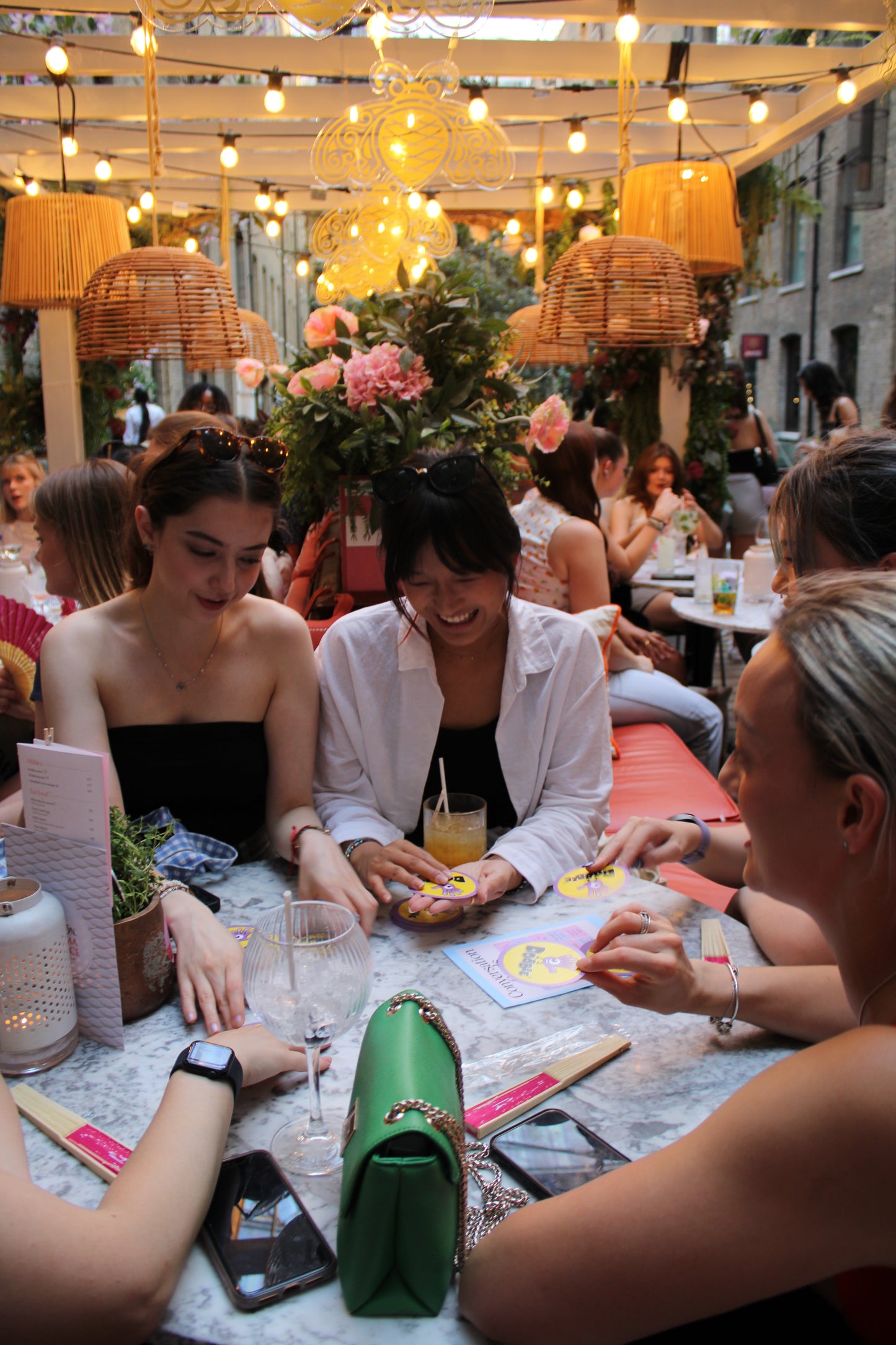 London Lonely Girls Club Sunday Girlie Games Afternoon