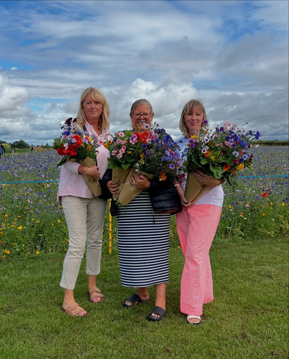 York Lonely Girls Club Haxby Flower Meadow Trip
