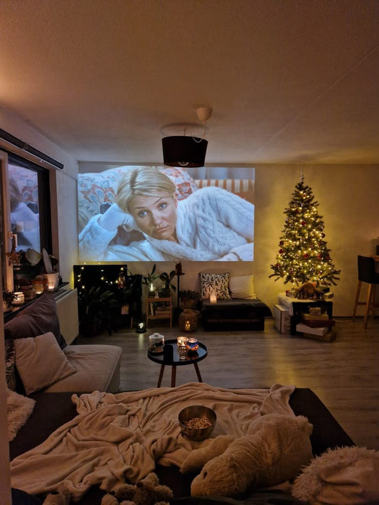 London Lonely Girls Club Christmas Movie Night