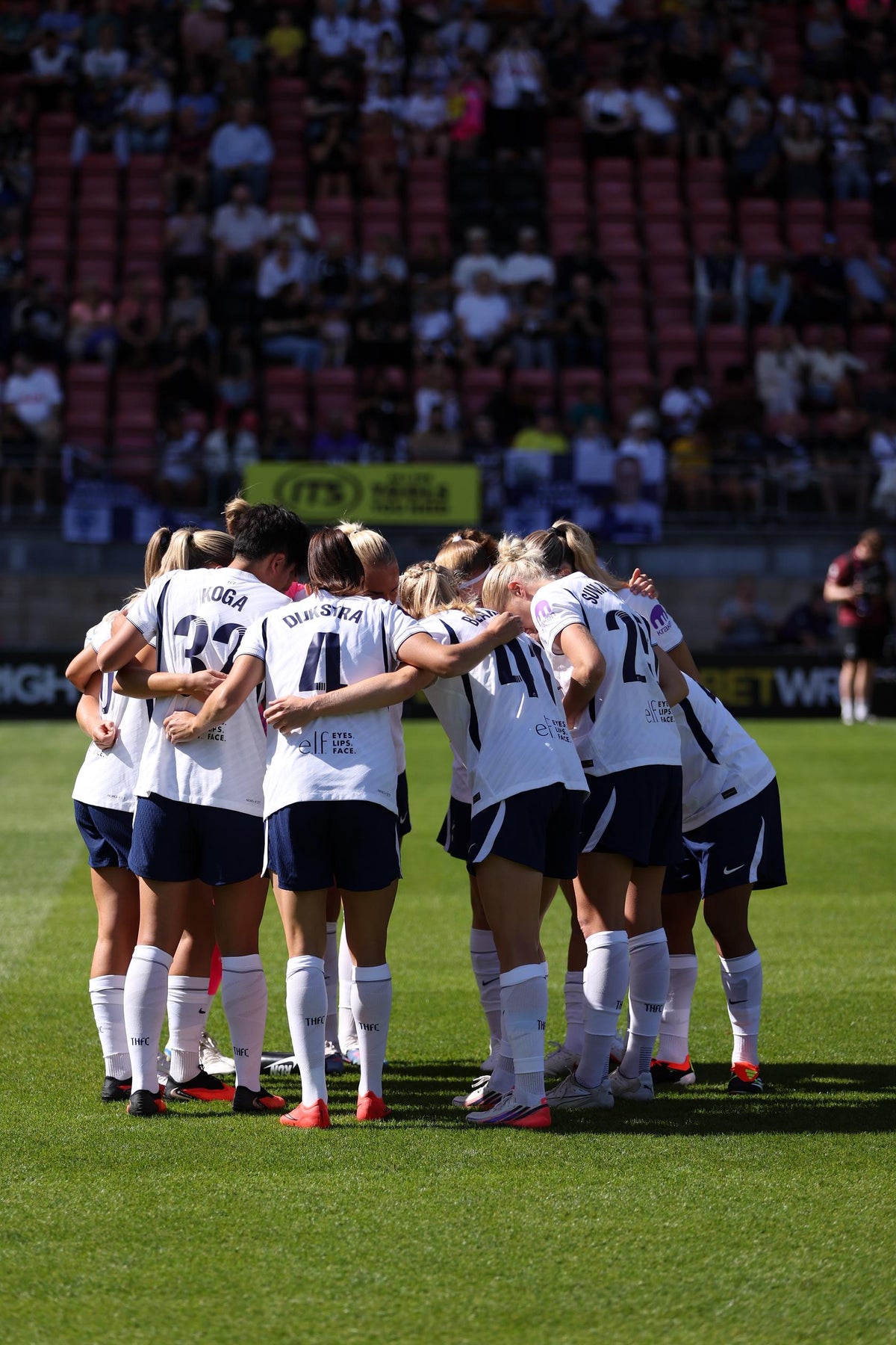 Community Trip : WSL Spurs vs Arsenal