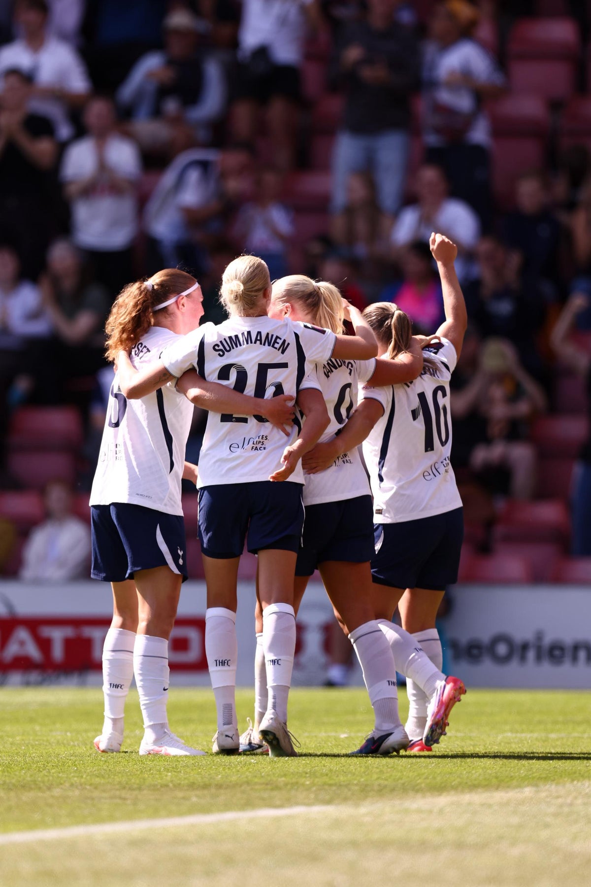 Community Trip : WSL Spurs vs Arsenal