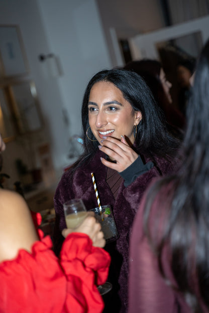 London Lonely Girls Club Summer Girls Drinks Night