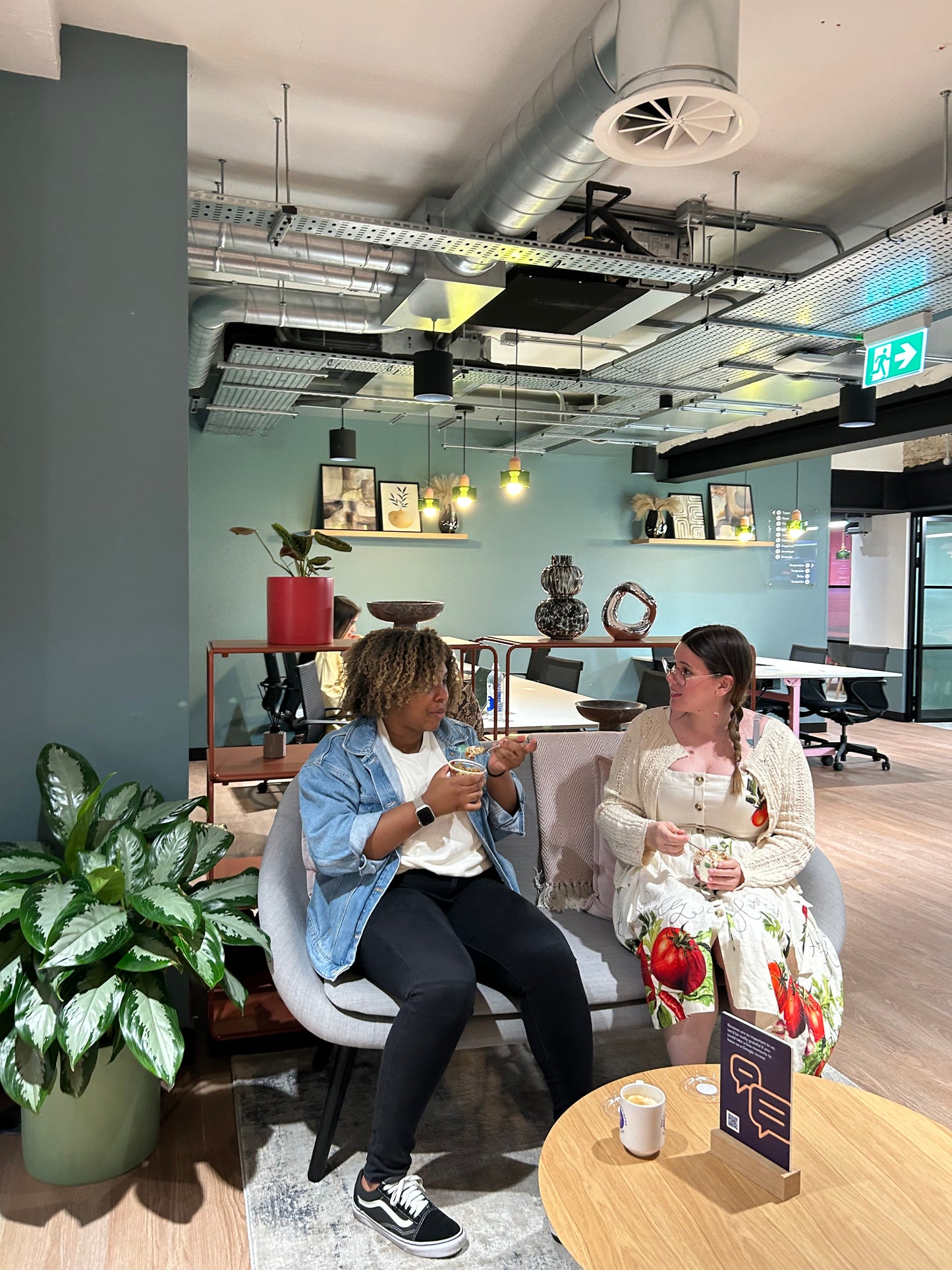 London July Lonely Girls Coworking Club