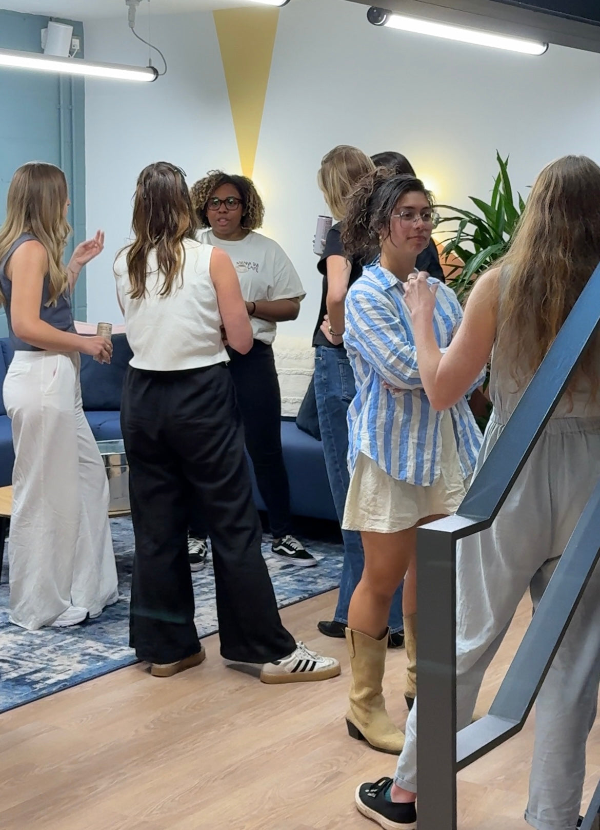 London July Lonely Girls Coworking Club