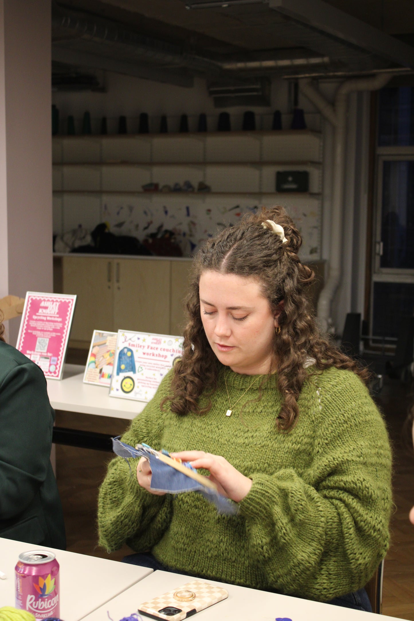 London Lonely Girls Club Christmas Decoration Workshop with Ashley Knight