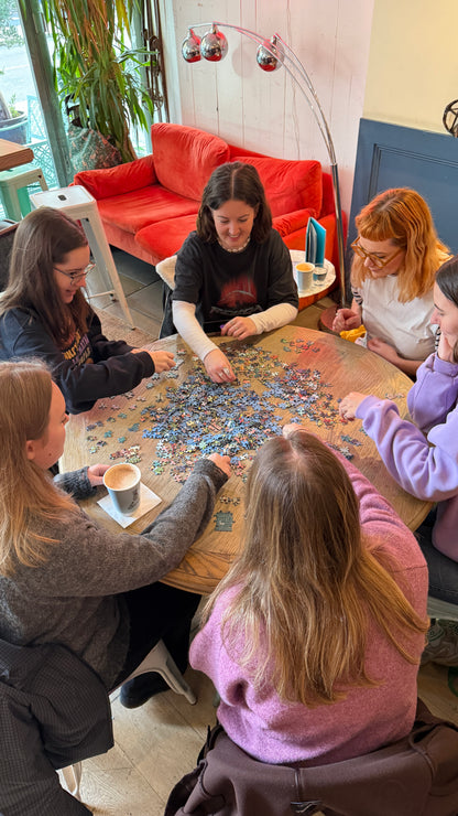London Lonely Girls Club Coffee & Games Morning