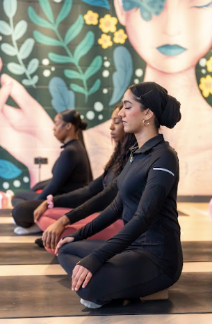London Lonely Girls Club Winter Wind Down with MoreYoga